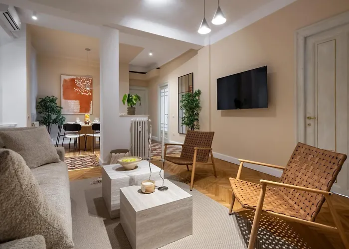 Classic 3br Loft Overlooking Cismigiu Gardens, Two Bathrooms, Balconies *