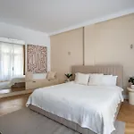 Classic 3br Loft Overlooking Cismigiu Gardens, Two Bathrooms, Balconies Lejlighed Bukarest